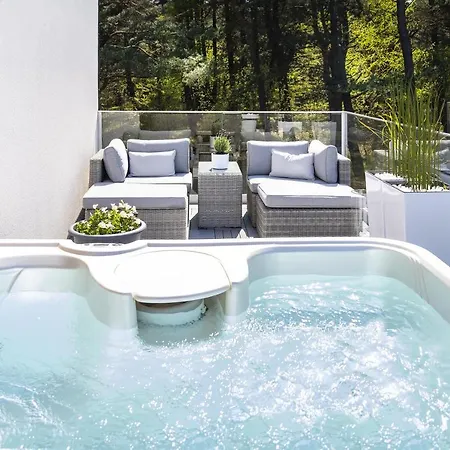 منتزه العطل Przyplywy & Odplywy Jastrzębia Góra