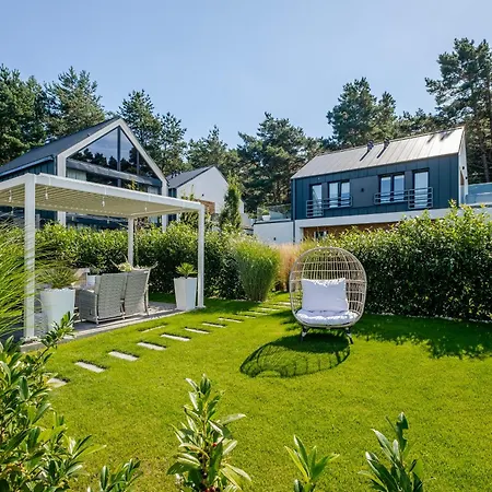 Przyplywy & Odplywy منتزه العطل Jastrzębia Góra