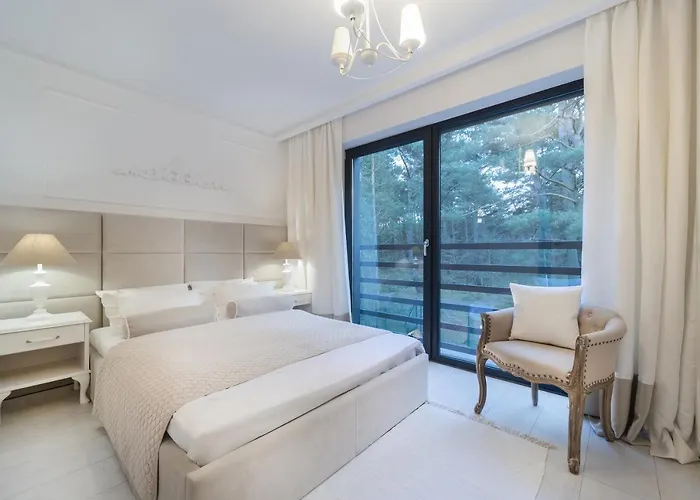 منتزه العطل Przyplywy & Odplywy Jastrzębia Góra